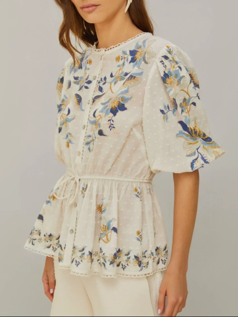 FARM Rio Mystic Blue floral Swiss dot blouse, size L - Picture 2 of 3